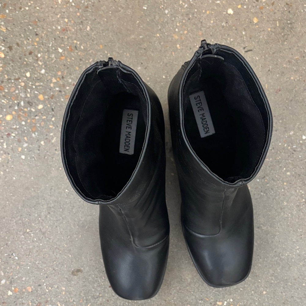 Steve Madden Sleek Black Heeled Boots - Picture 3 of 6